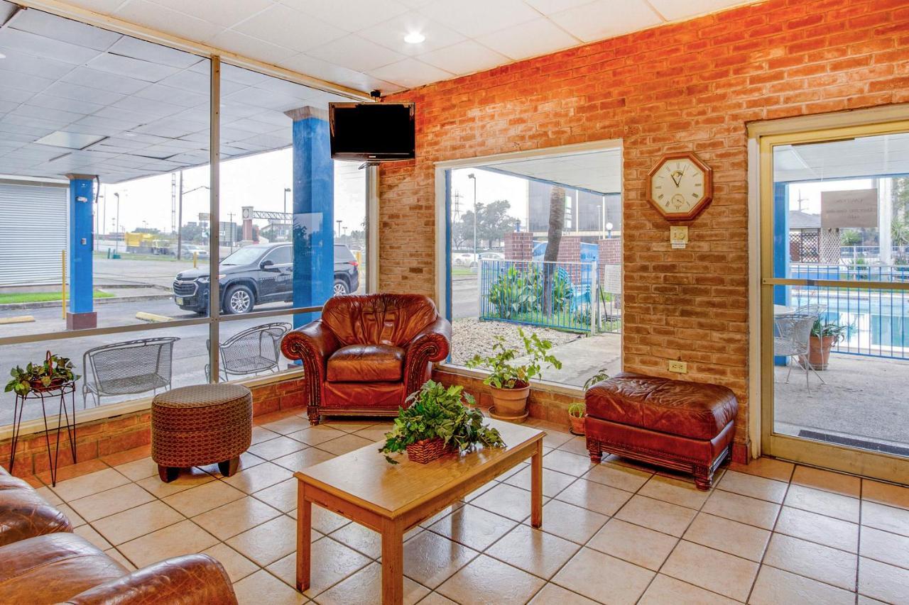 Americas Best Value Inn San Antonio Airport South المظهر الخارجي الصورة