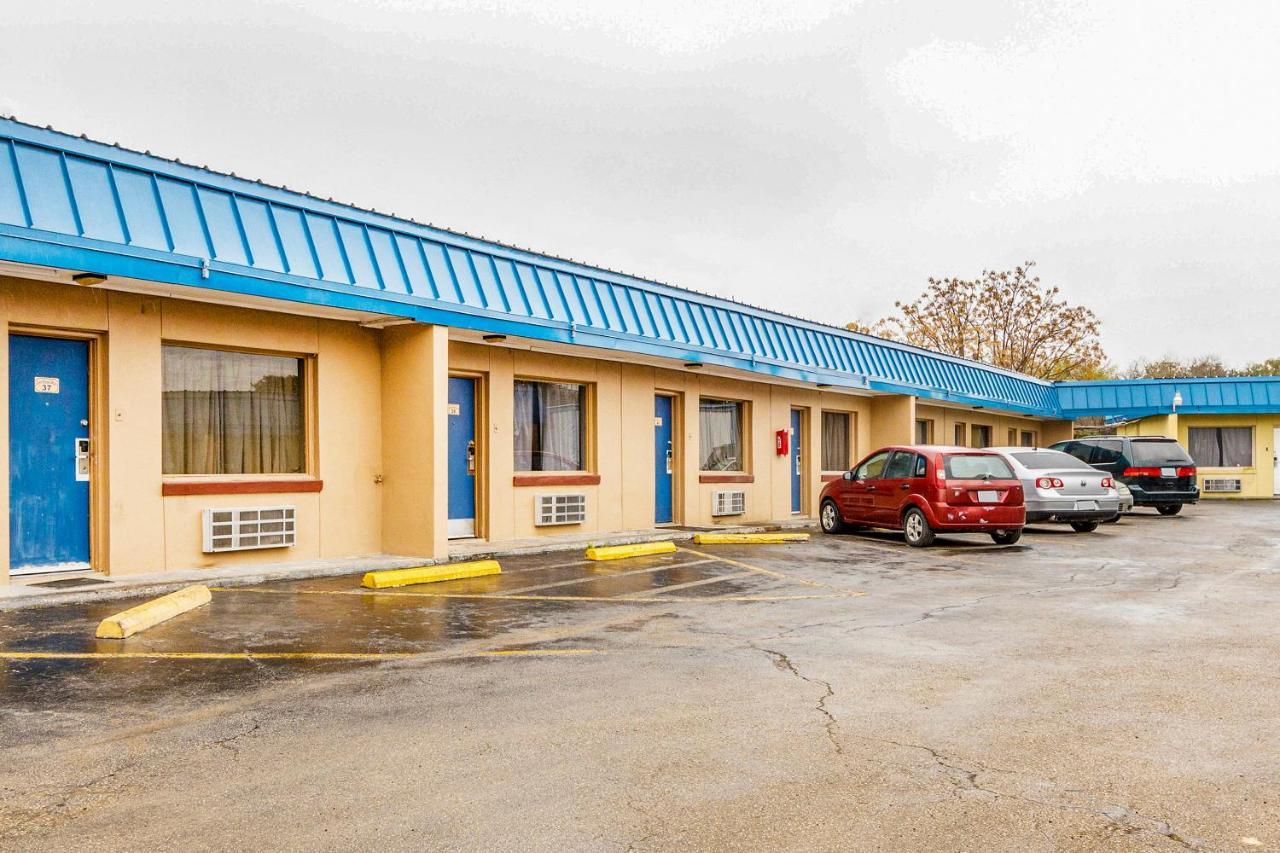 Americas Best Value Inn San Antonio Airport South المظهر الخارجي الصورة