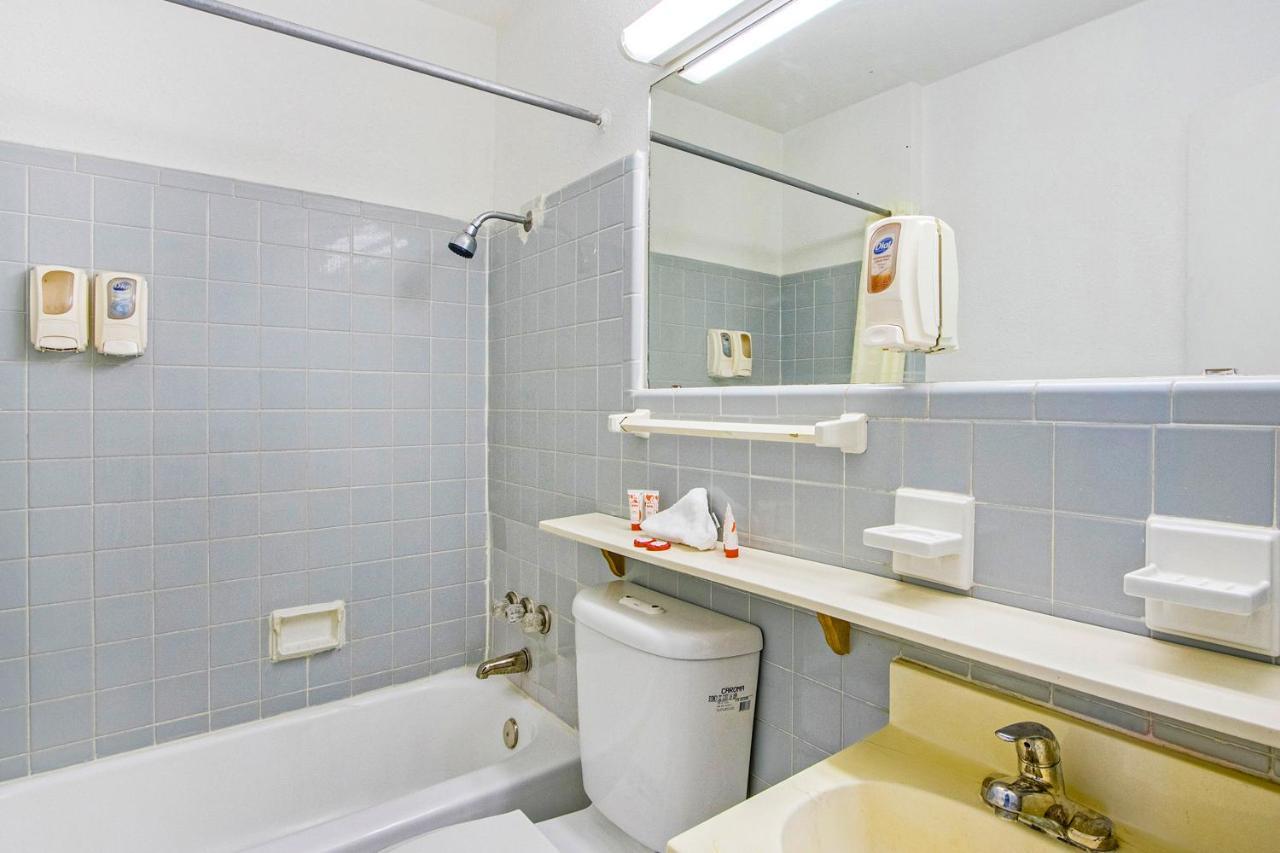 Americas Best Value Inn San Antonio Airport South المظهر الخارجي الصورة