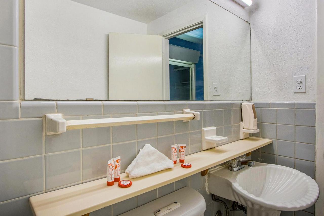 Americas Best Value Inn San Antonio Airport South المظهر الخارجي الصورة