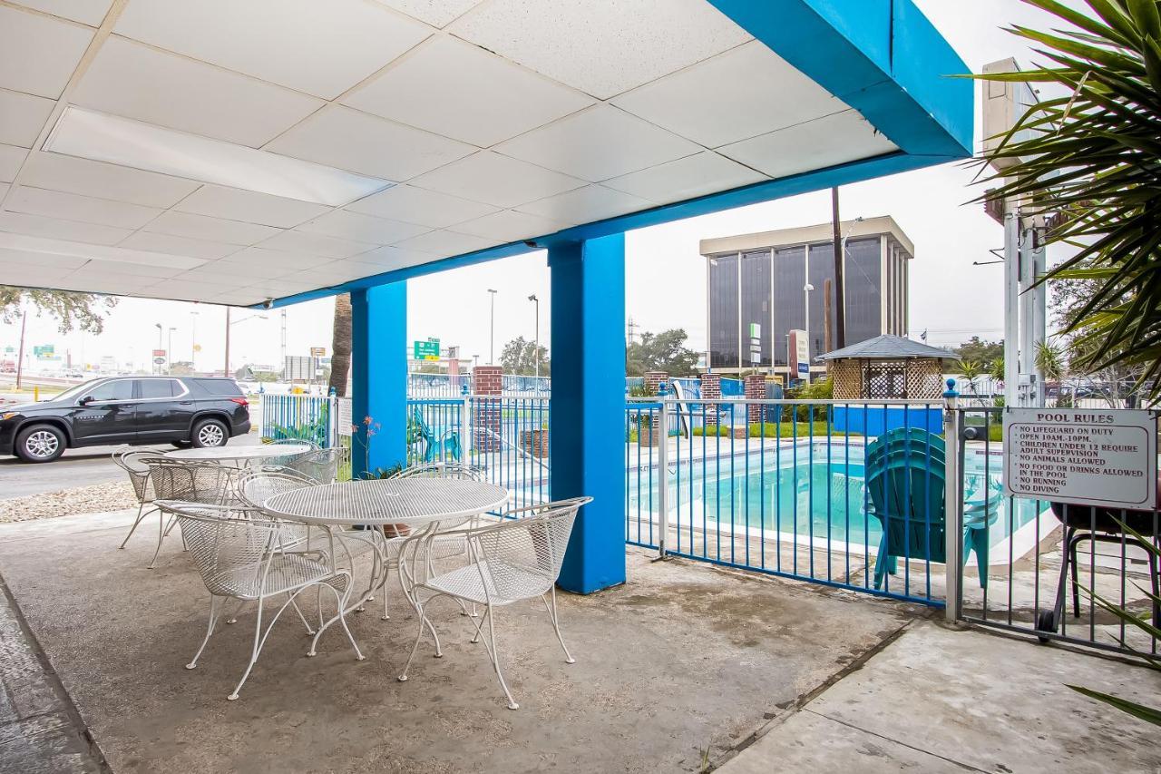 Americas Best Value Inn San Antonio Airport South المظهر الخارجي الصورة