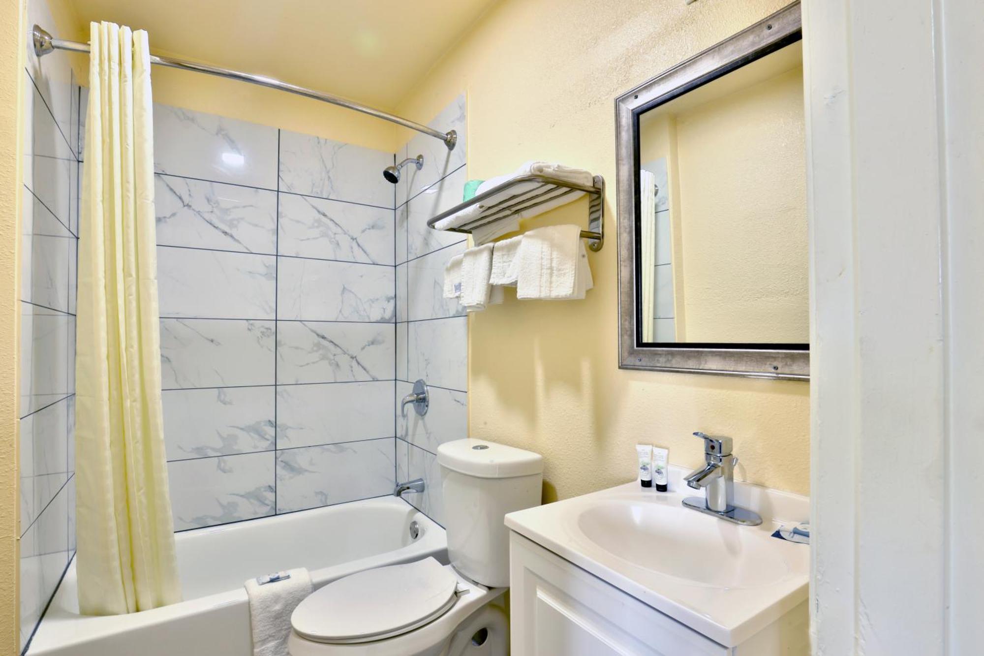 Americas Best Value Inn San Antonio Airport South المظهر الخارجي الصورة